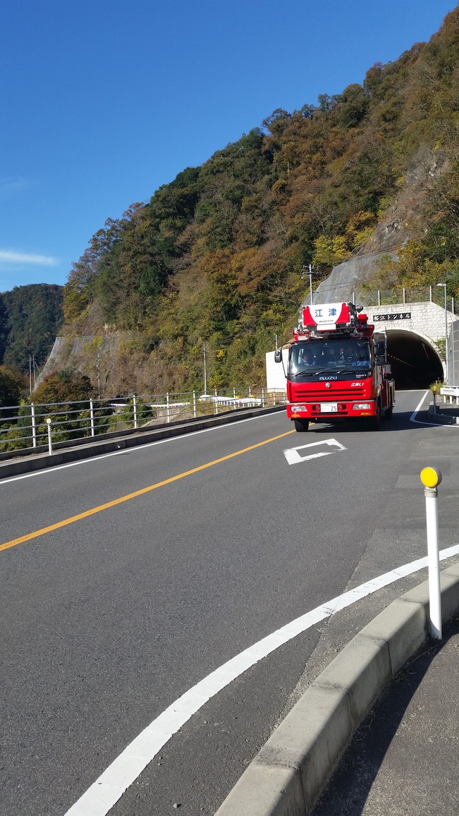 梯子車2